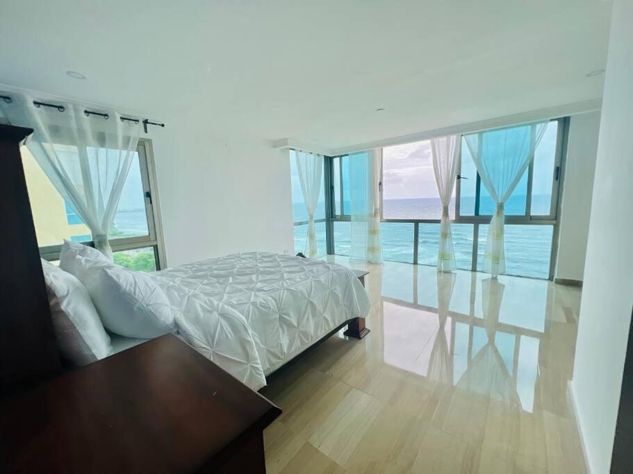 Beach Front Penthouse In Exclusive Tower Santo Domingo Esterno foto